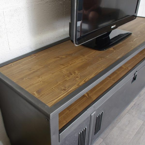 Épinglé Sur Arny72 encequiconcerne Meuble Tv Industriel Vestiaire