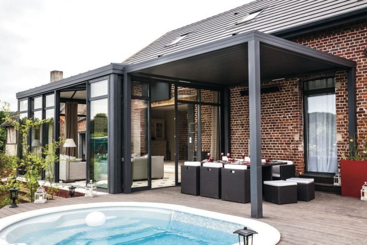 Extension Maison : 9 Vérandas Esthétiques Et Lumineuses encequiconcerne Woodlife Garden Toit Plat