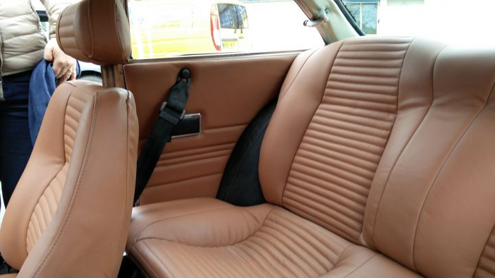 Garnissage Siège En Cuir Pour Voiture Ancienne – Dolley à Kit Reparation Siege Cuir Voiture Garnissage Siège En Cuir Pour Voiture Ancienne – Dolley à Kit Reparation Siege Cuir Voiture