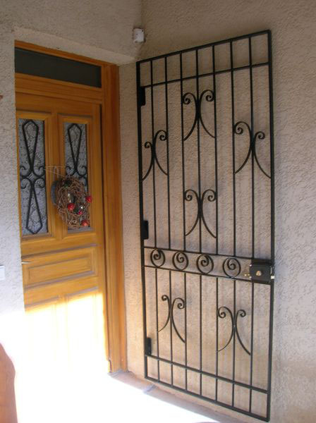 Grille De Défense Pour Porte D'Entrée – Decofer & Alu intérieur Grille De Porte D'Entrée Occasion Grille De Défense Pour Porte D'Entrée – Decofer & Alu intérieur Grille De Porte D'Entrée Occasion