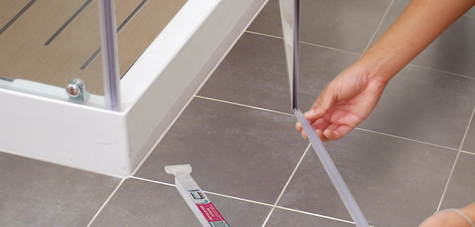 Joint De Porte Douche : Fini Les Innondations | Blog Déco pour Joint Vertical Pour Porte De Douche Joint De Porte Douche : Fini Les Innondations | Blog Déco pour Joint Vertical Pour Porte De Douche