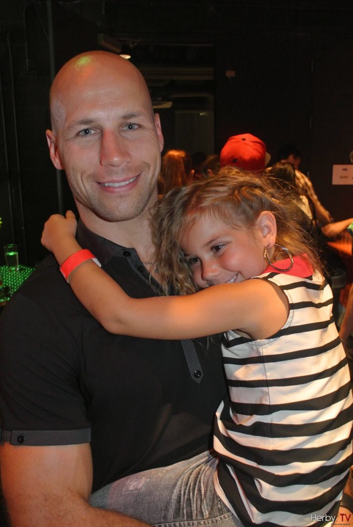 Le Tapis Rouge De La 10E Édition De Karv L'Anti-Gala pour Marie-Ève Morency Conjointe Le Tapis Rouge De La 10E Édition De Karv L'Anti-Gala pour Marie-Ève Morency Conjointe