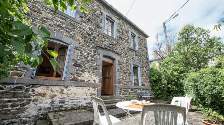 Location De Vacances Gîte La Grande Maison – Saint-Pierre à Location Maison La Grand Combe Location De Vacances Gîte La Grande Maison – Saint-Pierre à Location Maison La Grand Combe