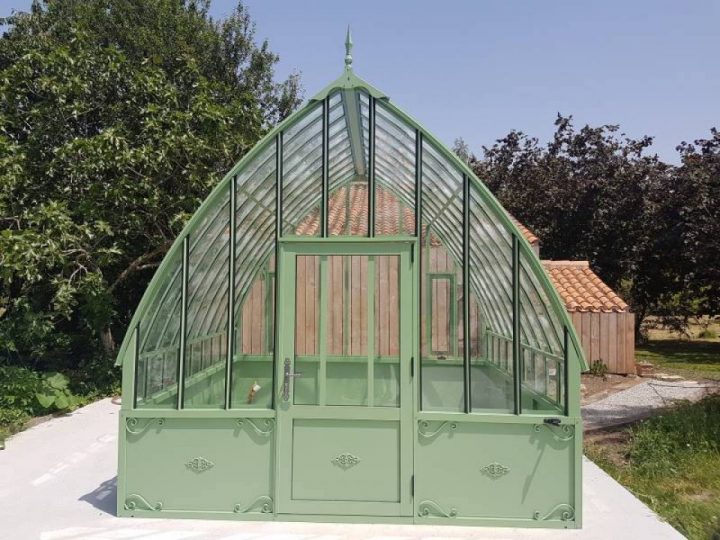 Montage D'Une Serre À L'Ancienne Avec Soubassement – La intérieur Véranda De Style La Roche-Sur-Yon Montage D'Une Serre À L'Ancienne Avec Soubassement – La intérieur Véranda De Style La Roche-Sur-Yon