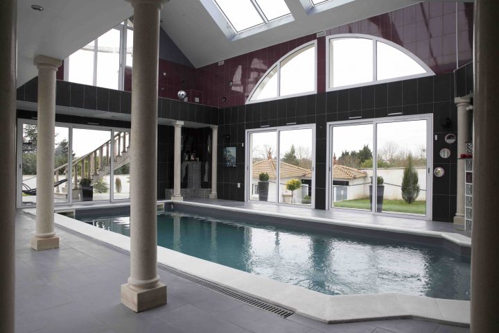 Piscine Et Jacuzzi Intérieur – Villas For Rent In Morsang pour Airbnb Jacuzzi Île-De-France