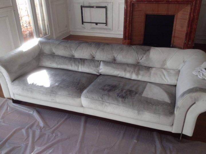 Rénovation D'Un Canapé En Cuir Blanc Abîmé Lors D'Un destiné Kit Renovation Canapé Cuir