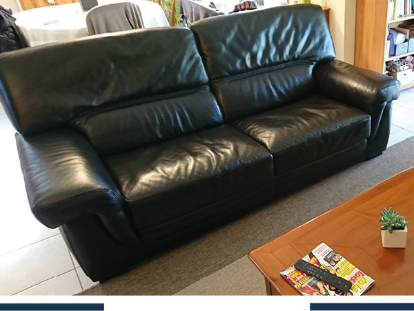 Rénovation Et Teinte : Un Canapé Cuir Vert En Noir dedans Kit Renovation Canapé Cuir