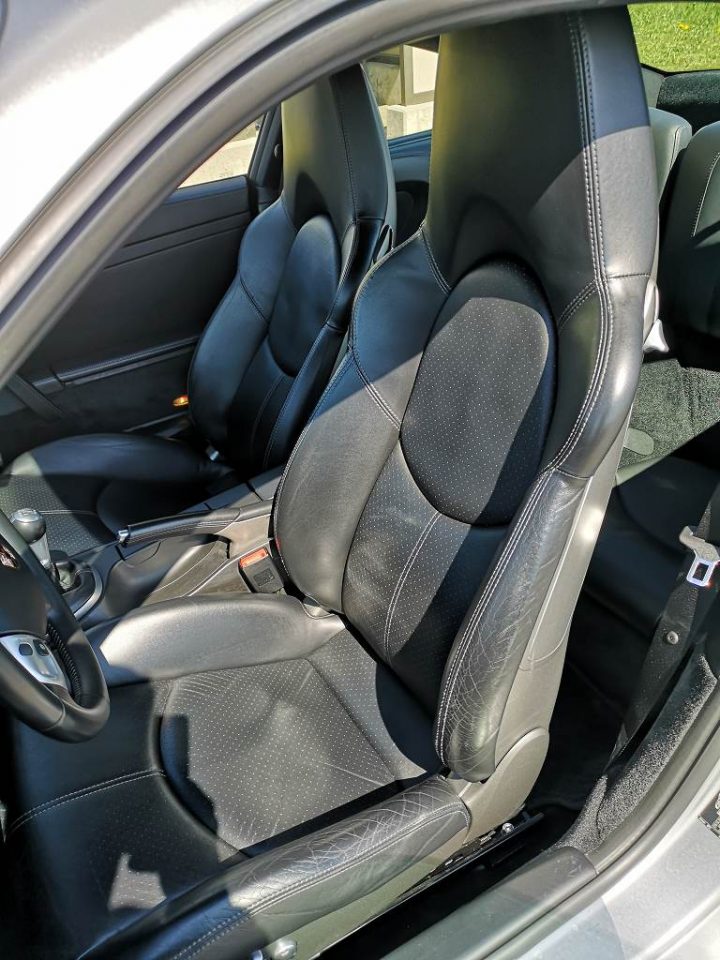 Réparation Cuir Avec Surpiqures | Sofolk destiné Réparation Canapé Skaï Réparation Cuir Avec Surpiqures | Sofolk destiné Réparation Canapé Skaï