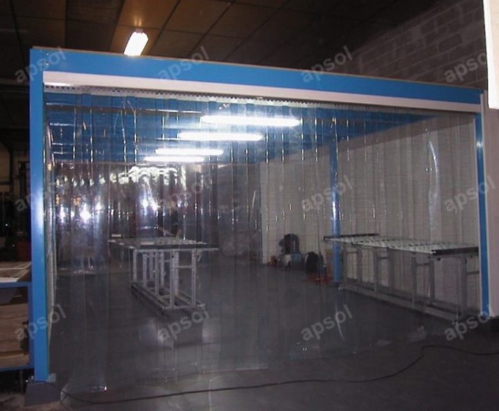 Rideau À Lanières Décrochable – Lanières En Pvc Souple | Apsol concernant Rideau Laniere Pvc Coulissant Rideau À Lanières Décrochable – Lanières En Pvc Souple | Apsol concernant Rideau Laniere Pvc Coulissant