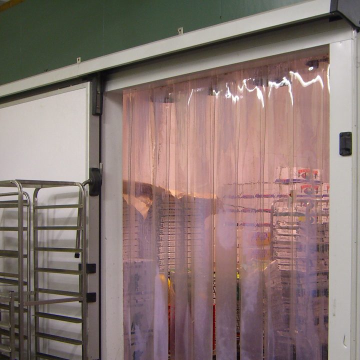 Rideaux À Lanières De Pvc Et Cloisons – Atlanticedm dedans Rideau Plastique Transparent Industriel Rideaux À Lanières De Pvc Et Cloisons – Atlanticedm dedans Rideau Plastique Transparent Industriel