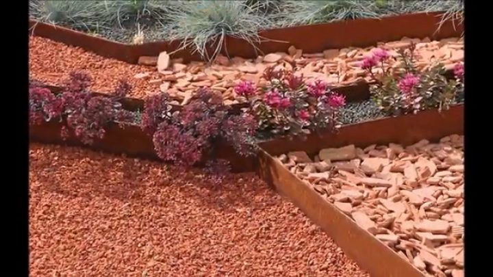 Tuto: Posez Vos Bordures De Jardin Souples Acier Corten tout Comment Poser Des Bordures En Acier Corten Tuto: Posez Vos Bordures De Jardin Souples Acier Corten tout Comment Poser Des Bordures En Acier Corten