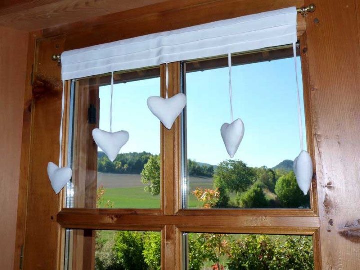 Valance Cordée De Coeurs pour Cantonnières Pour Rideaux Intérieurs Valance Cordée De Coeurs pour Cantonnières Pour Rideaux Intérieurs