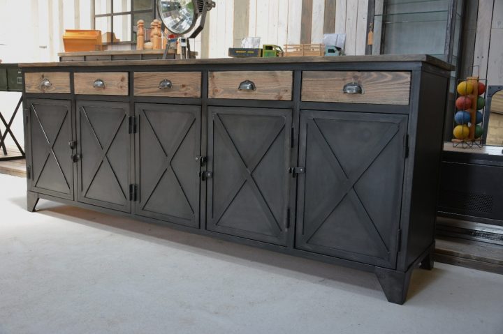 Vintage Buffet Meuble Industriel — Lamichaure encequiconcerne Meuble Style Industriel Ikea