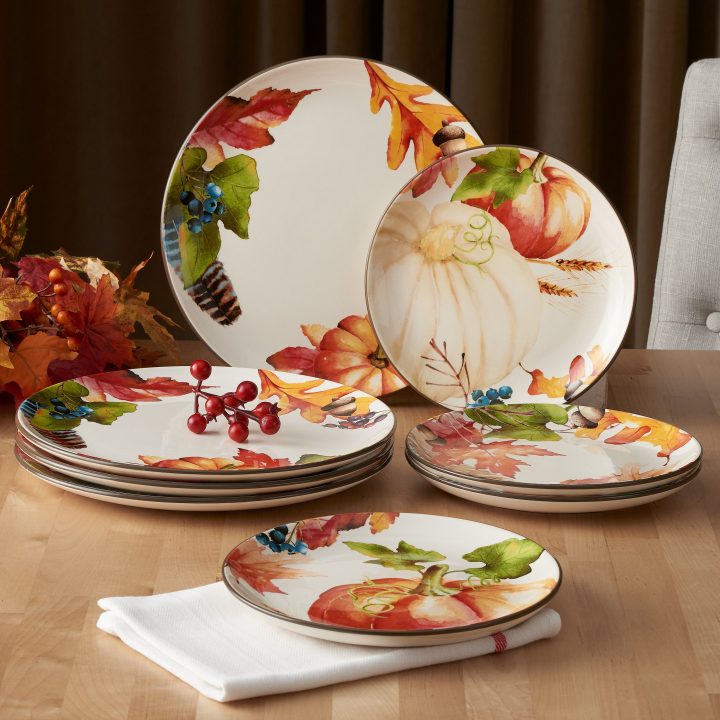 Better Homes & Gardens 4-Piece Autumn Botanical Dinner encequiconcerne Home Essential Tringles A Rideaux Plates