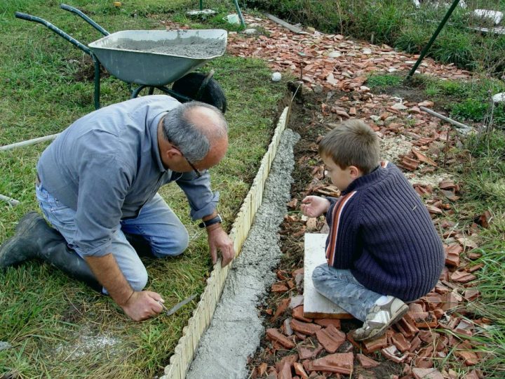 Bordure Droite Avec Emboîtement Béton Ton Pierre, H.20 X L encequiconcerne Bordure Souple Leroy Merlin