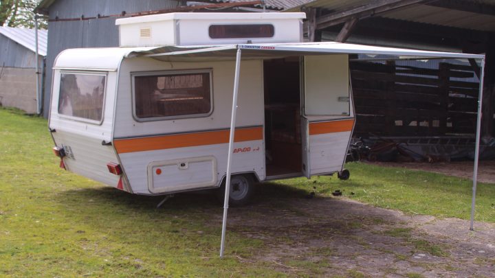 Caravane Surbaissée Occasion – Annonces De Caravanes D concernant Interieur De Rapido Club 30