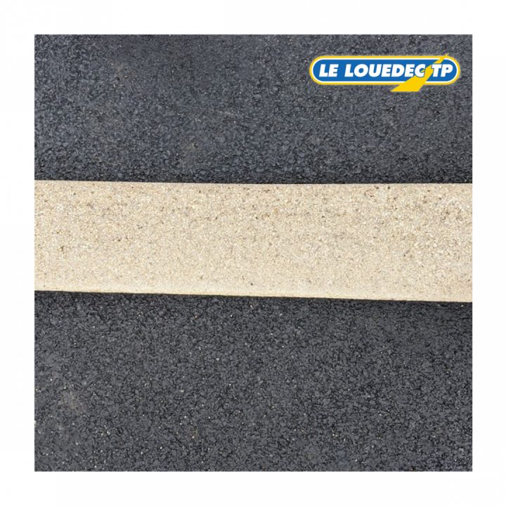 Catalogue De Produits | Aménagement Extérieurs | Mélange avec Beton Lisse Jaune