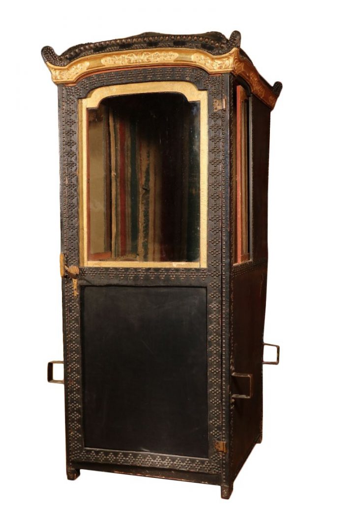 Chaise A Porteur Ancienne – Le Specialiste Du Meuble Ancien à Antika Meubles A Vendre