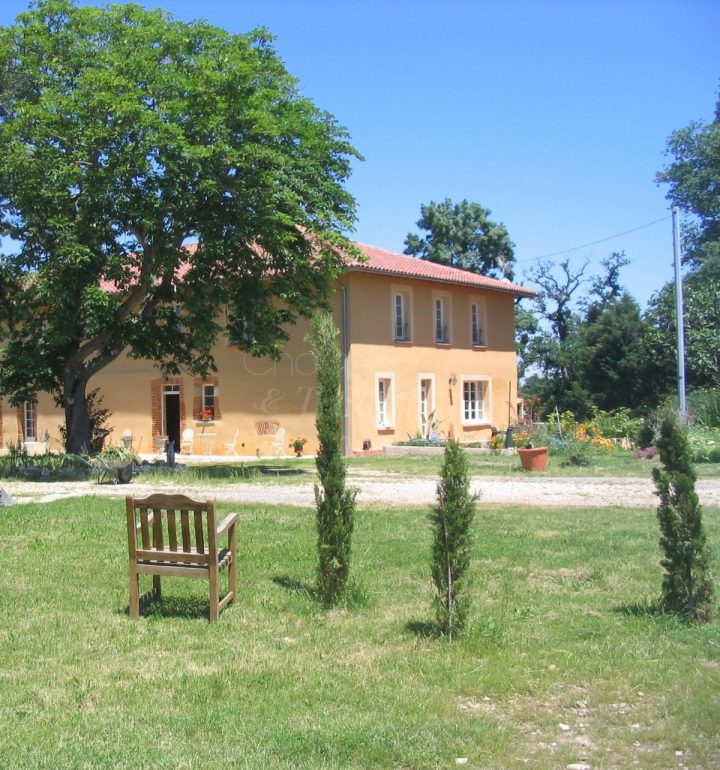 Chambres D'Hôtes Au Chien Bleu : Chambre D'Hote Lombez destiné Maison D'Hote Libertine Chambres D'Hôtes Au Chien Bleu : Chambre D'Hote Lombez destiné Maison D'Hote Libertine