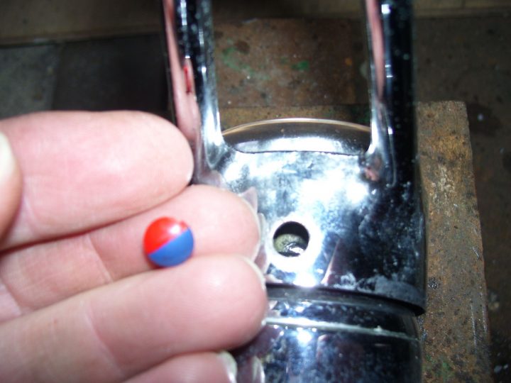 Comment Dã©Monter Un Robinet De Salle De Bain: Flexibles à Tete A Clapet Douche Jedo