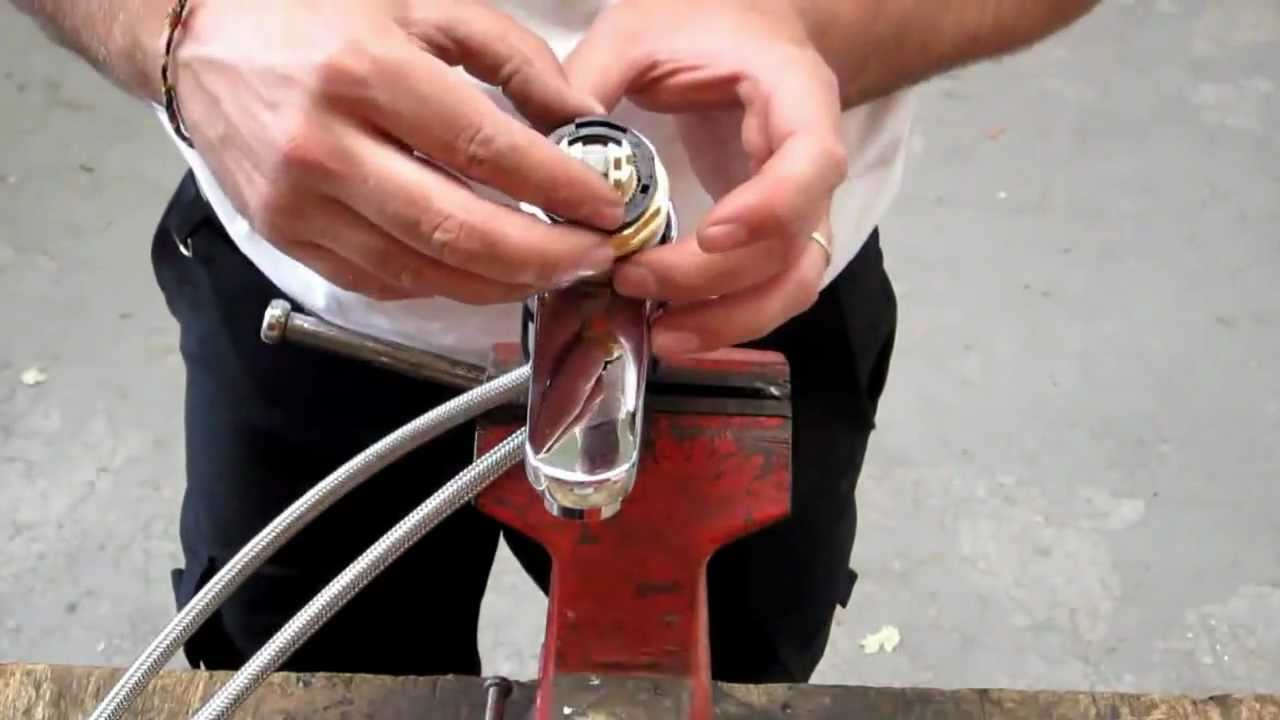 Comment Dã©Monter Un Robinet De Salle De Bain: Flexibles serapportantà Tete A Clapet Douche Jedo