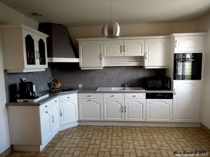 Cuisine Relookée Blanche – Resine De Protection Pour Peinture intérieur Cuisine Chene Repeinte Cuisine Relookée Blanche – Resine De Protection Pour Peinture intérieur Cuisine Chene Repeinte