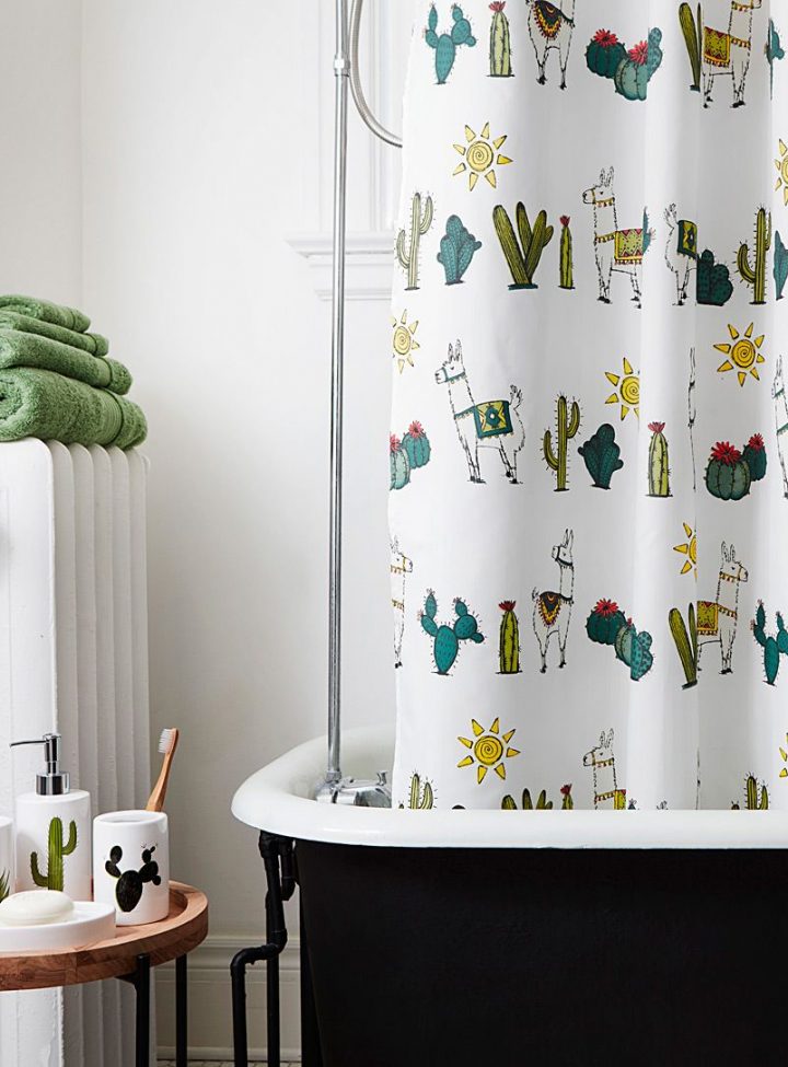 Desert Llamas Shower Curtain | Cool Shower Curtains à Simons Rideau De Douche Desert Llamas Shower Curtain | Cool Shower Curtains à Simons Rideau De Douche