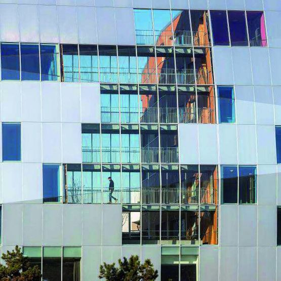 Façade Rideau Bouclier Acoustique En Profilés Aluminium intérieur Chauffage Perimetrique Mur Rideau