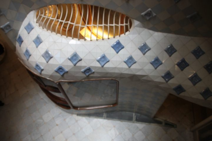 Gaudi, Fou Ou Génie? dedans Genie Fou