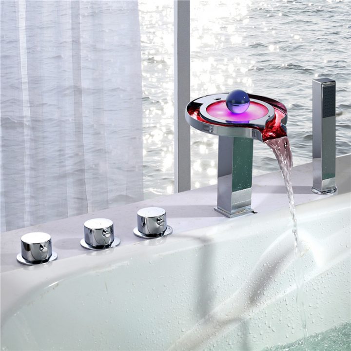 Homelody Robinet Cascade Chromé Led À 5 Trous Baignoire encequiconcerne Bricolage  Salle De Bain Cest Pas Maellue Marpue