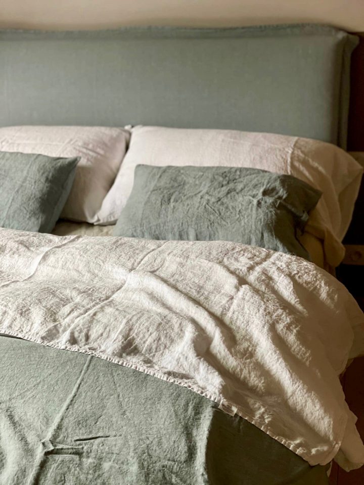 Housses De Tête De Lit, Lin Lavé Céladon – La Draperie dedans Tete De Lit Nouchara