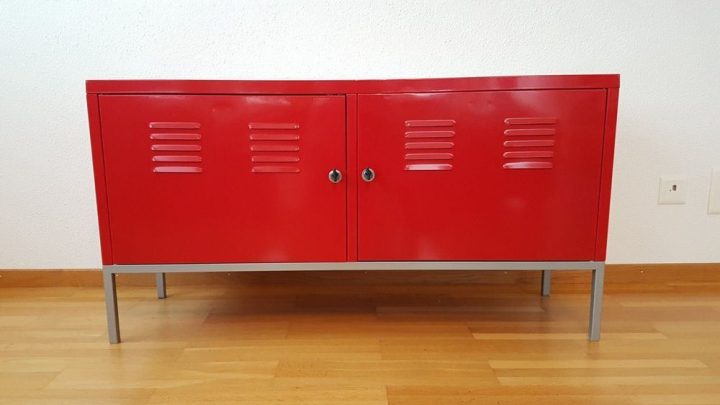 Ikea Ps Sideboard | Acheter Sur Ricardo encequiconcerne Ikea Ps Rouge
