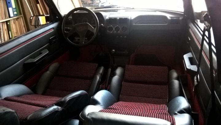 Intérieur/Sièges 205 Gti Cuir/Tissu Avis?? tout Interieur De Rapido Club 30 Intérieur/Sièges 205 Gti Cuir/Tissu Avis?? tout Interieur De Rapido Club 30