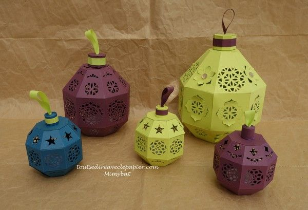 Lanternes Orientales Avec Thinlits Médaillons De L'Orient dedans Toilette Chinoise Automatique Lanternes Orientales Avec Thinlits Médaillons De L'Orient dedans Toilette Chinoise Automatique