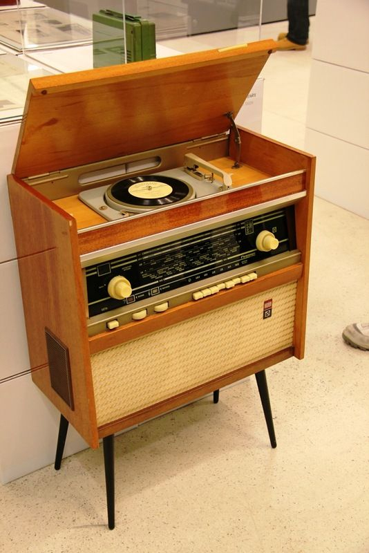 Les 113 Meilleures Images Du Tableau Meuble Hi-Fi Vintage destiné Meuble Hifi Telephunken