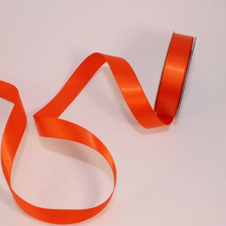 Mercerie En Ligne Pas Cher, Ruban Satin En Bobine avec Grossiste  Tissu Burlington