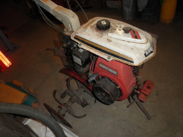 Motoculteur Kubota Gs200 Ts – Les Motoculteurs concernant Kubota T350 Robinet D Essance Motoculteur Kubota Gs200 Ts – Les Motoculteurs concernant Kubota T350 Robinet D Essance