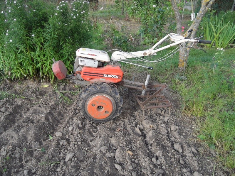 Motoculteur Kubota Neuf - Les Motoculteurs destiné Motoculteur Kubota T 750 Robinet Essence