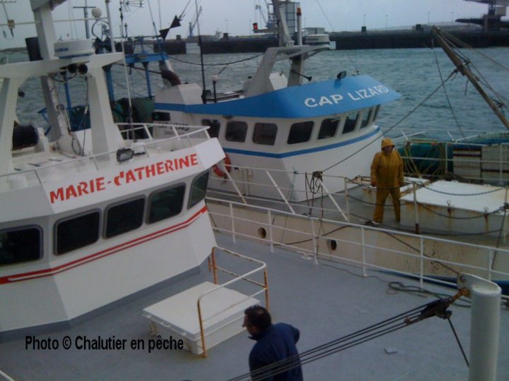 Remorquage Cap Lizard Par Le Marie Catherine 14/11/09 – Le concernant Chez Sophie Marie A Port En Bessin