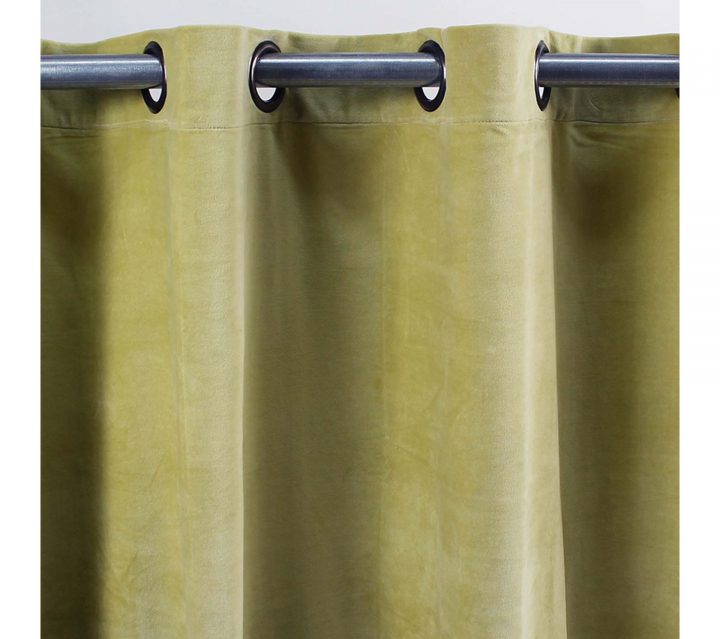 Rideau En Velours De Coton À Oeillets Uni Vert Clair tout Rideau En Velour Lyric Paon Rideau En Velours De Coton À Oeillets Uni Vert Clair tout Rideau En Velour Lyric Paon