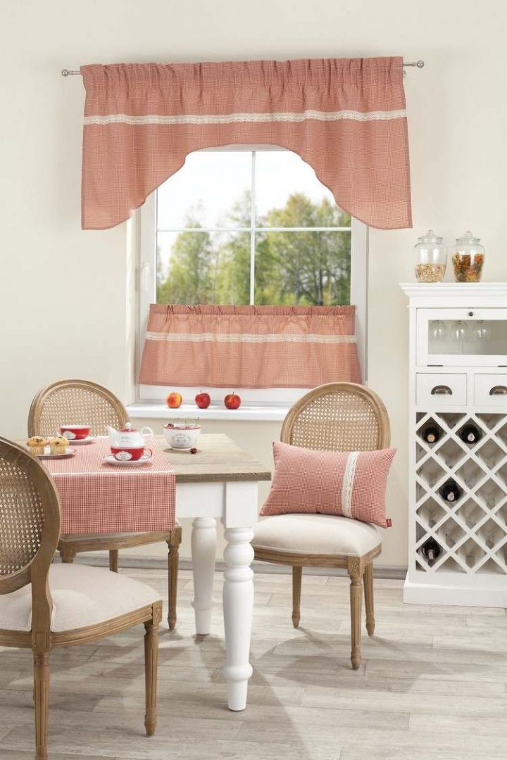 Rideaux De Cuisine Et Stores En 50 Idées intérieur Rideaux De Cuisine Style Montagne Rideaux De Cuisine Et Stores En 50 Idées intérieur Rideaux De Cuisine Style Montagne