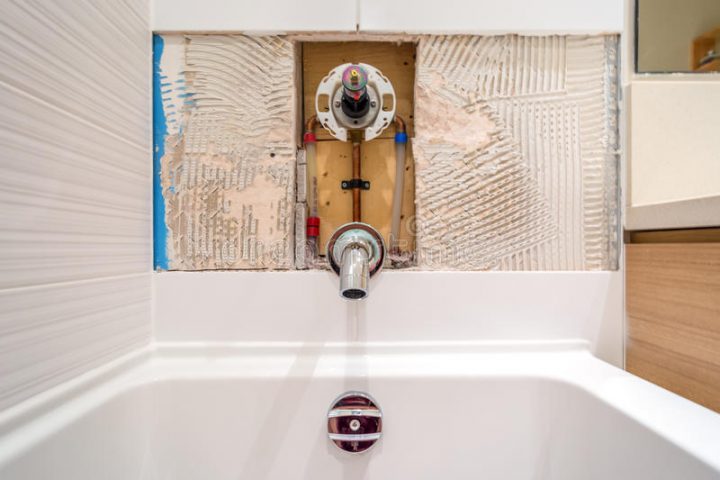 Riparazione Del Rubinetto Nel Bagno Fotografia Stock avec Robinet Franke Alto 076453 Demontage Riparazione Del Rubinetto Nel Bagno Fotografia Stock avec Robinet Franke Alto 076453 Demontage