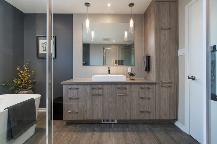 Salle De Bain Moderne : Idées, Photos & Tendances à Mitigeur Salle De Bain Oneo