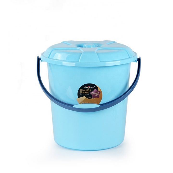 Seau En Plastique Avec Poignée,Étoiles Multicolores,10 destiné Seau Plastique Avec Couvercle Castorama