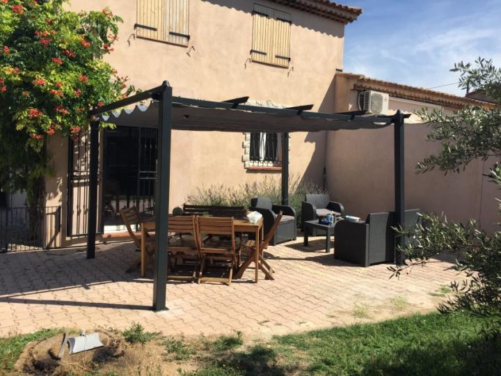 Tente De Jardin, Pergola Aluminium 3X3M Condate Écru destiné Notice De Montage Cabane De Jardin Arrow