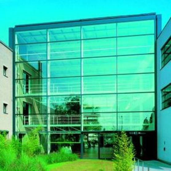 Thermfix Light : Profilés En Acier Et Aluminium Pour Mur intérieur Chauffage Perimetrique Mur Rideau