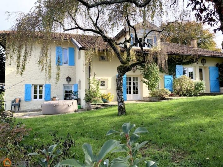 Vente Maison Et Villa De Luxe Saint-Amour – Maison Et encequiconcerne Offenburg Maison De L'Amour