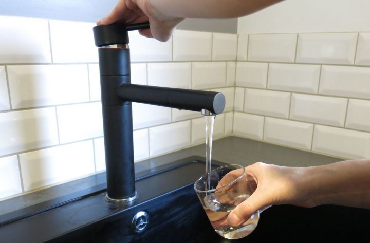 Yvelines : L'Eau De Votre Robinet Est-Elle Adoucie En avec Mitigeur Chrome Jauni Avec Acide Chlorhydrique Yvelines : L'Eau De Votre Robinet Est-Elle Adoucie En avec Mitigeur Chrome Jauni Avec Acide Chlorhydrique