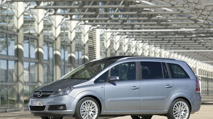 opel zafira b e10 tanken