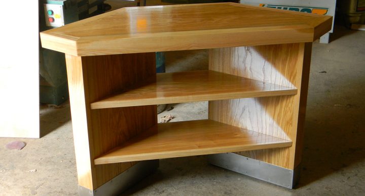 meuble en frêne massif meuble en frêne massif